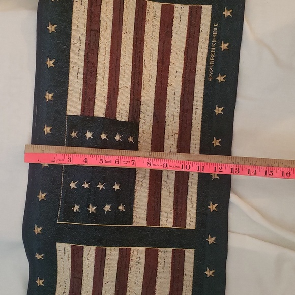 NWT American Table Runner, Plaque and Polyester  Blanket - Picture 8 of 16